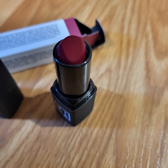 3INA Free* with purchase, the Intense lipstick NWT - Picture 2 of 7